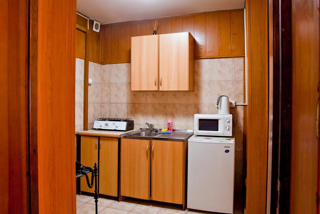 Lessor Apartments Almaty Bilik gambar