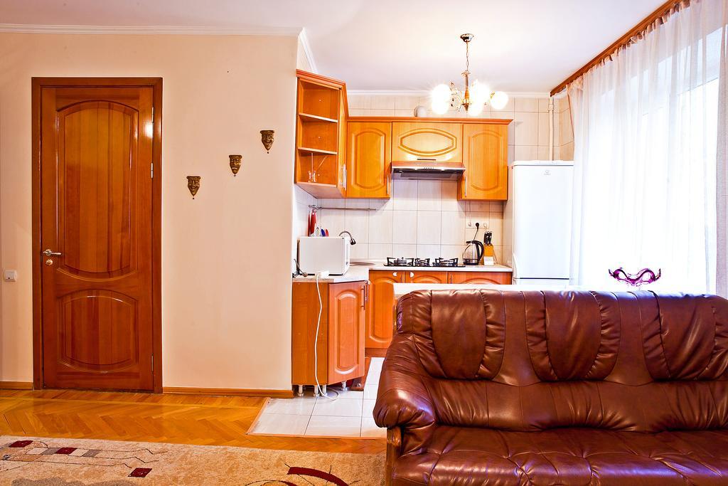 Lessor Apartments Almaty Bilik gambar